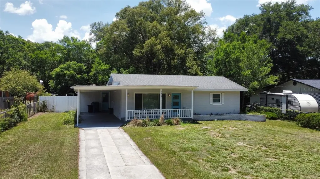 2462 Harvard Road Deland FL 32724