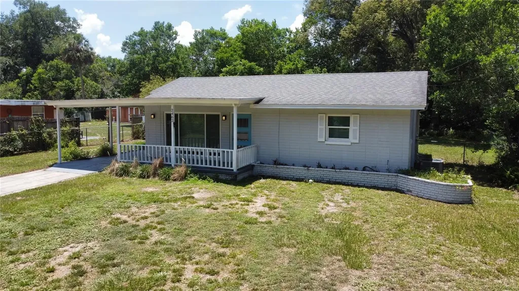 2462 Harvard Road Deland FL 32724