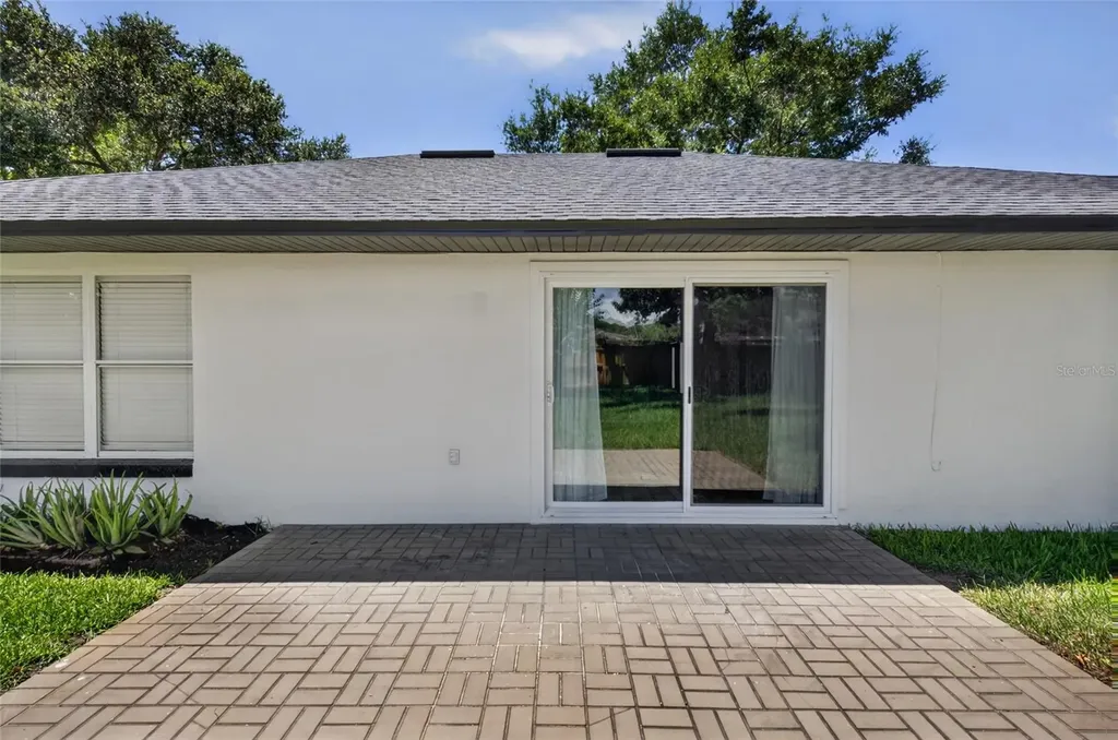 1645 E Spring Ridge Circle Winter Garden FL 34787