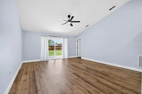 1645 E Spring Ridge Circle Winter Garden FL 34787