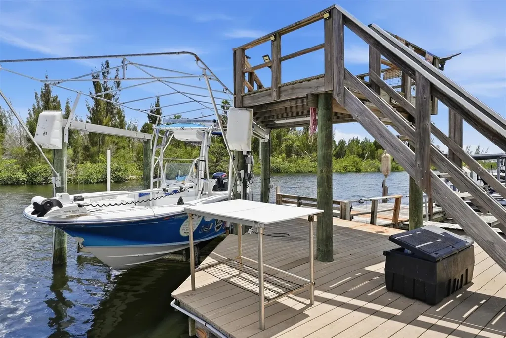 6310 Tower Drive Hudson FL 34667