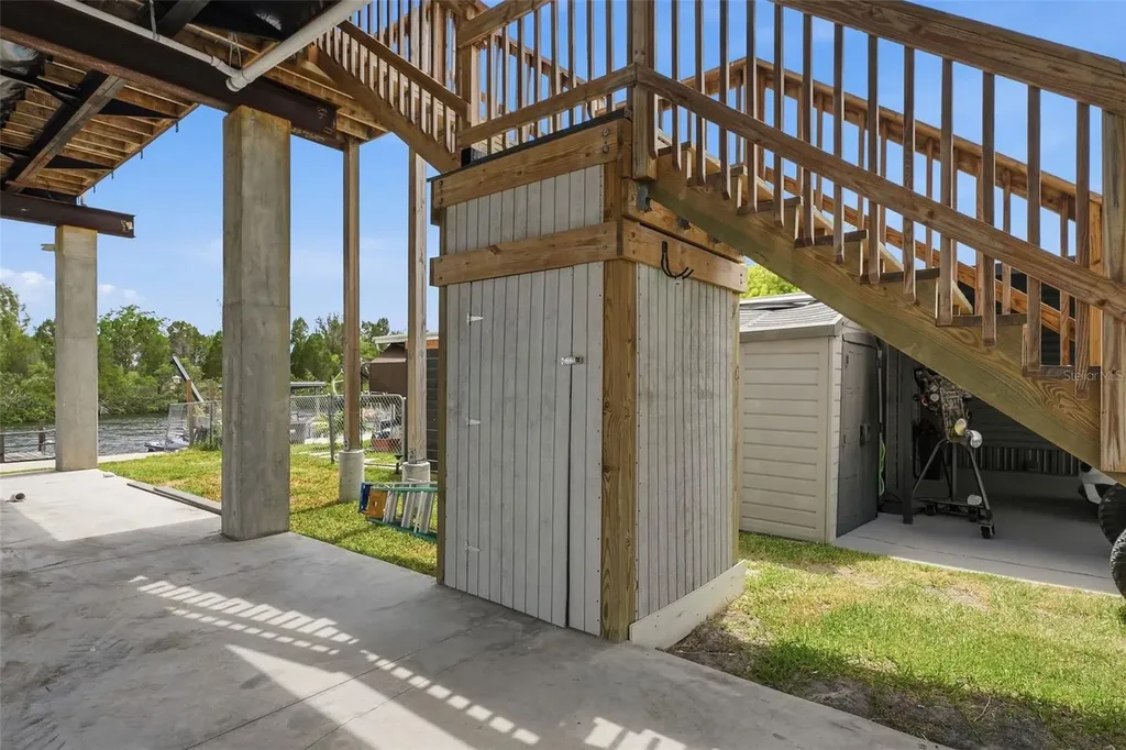 6310 Tower Drive Hudson FL 34667