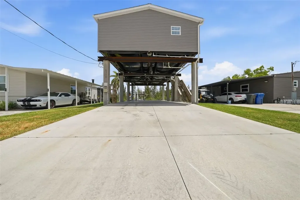 6310 Tower Drive Hudson FL 34667