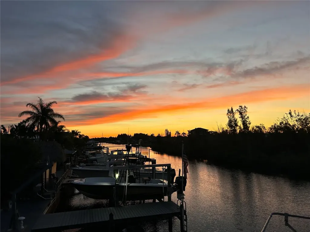 6310 Tower Drive Hudson FL 34667