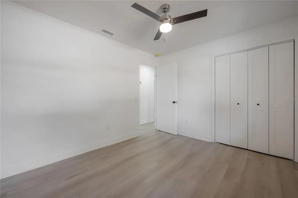 6042 Hazelwood Drive Zephyrhills FL 33542