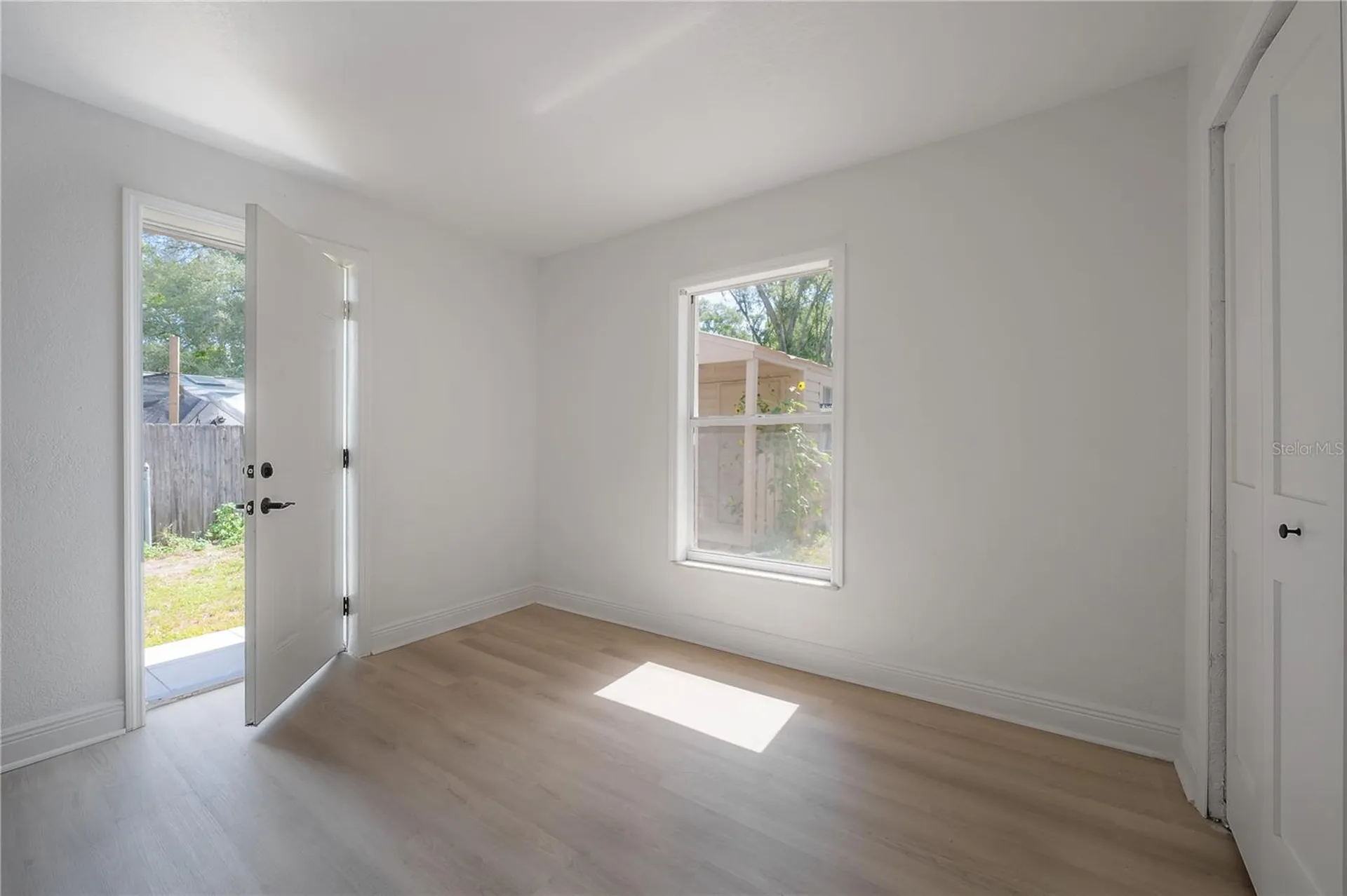 6042 Hazelwood Drive Zephyrhills FL 33542