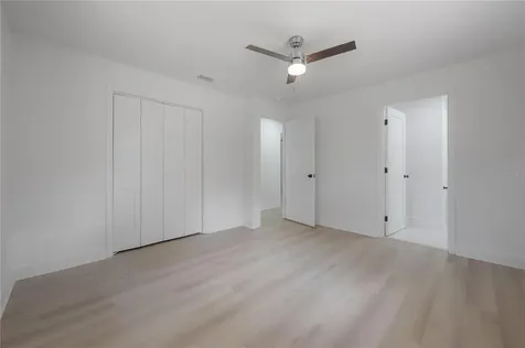 6042 Hazelwood Drive Zephyrhills FL 33542