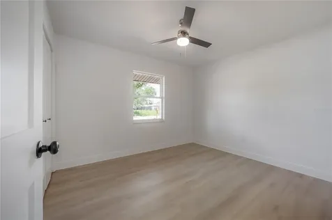 6042 Hazelwood Drive Zephyrhills FL 33542