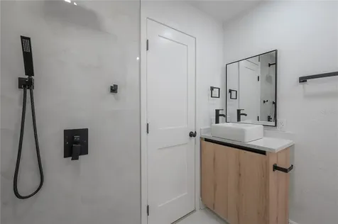 6042 Hazelwood Drive Zephyrhills FL 33542