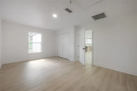 6042 Hazelwood Drive Zephyrhills FL 33542