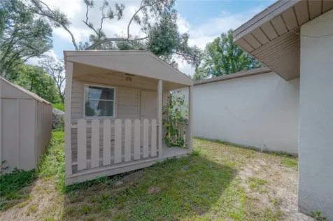 6042 Hazelwood Drive Zephyrhills FL 33542