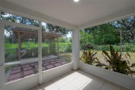 6042 Hazelwood Drive Zephyrhills FL 33542