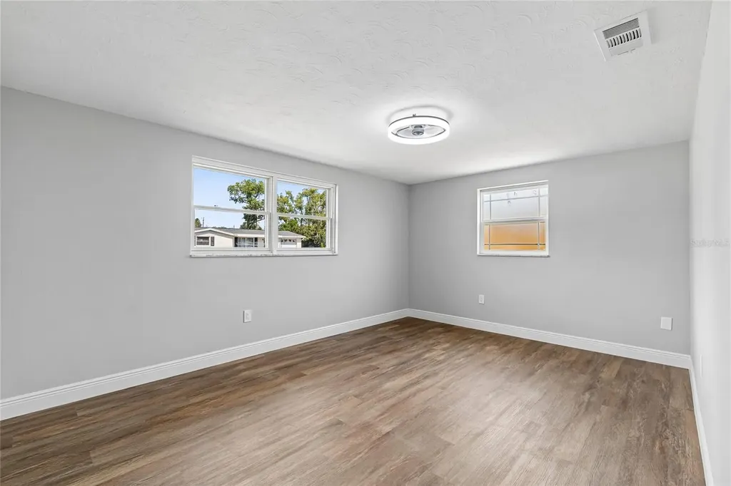 1039 Clairborne Street Holiday FL 34690