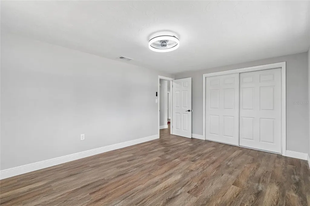 1039 Clairborne Street Holiday FL 34690