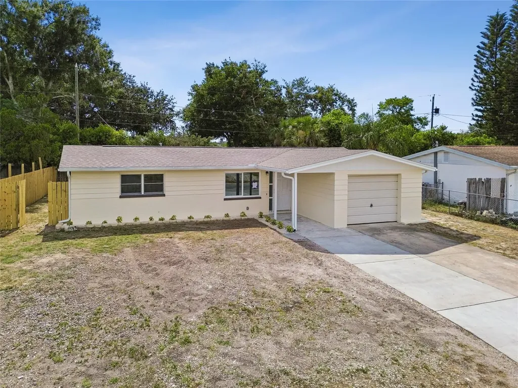 1039 Clairborne Street Holiday FL 34690