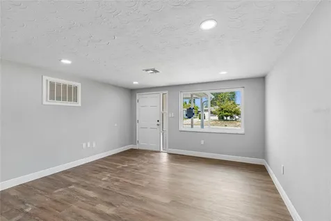 1039 Clairborne Street Holiday FL 34690