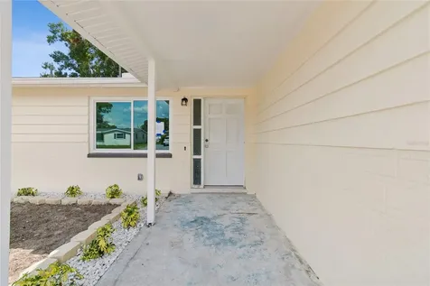 1039 Clairborne Street Holiday FL 34690