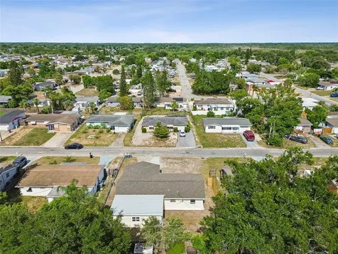 1039 Clairborne Street Holiday FL 34690