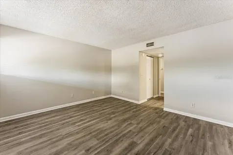 6332 Newtown Circle Tampa FL 33615