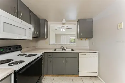 6332 Newtown Circle Tampa FL 33615