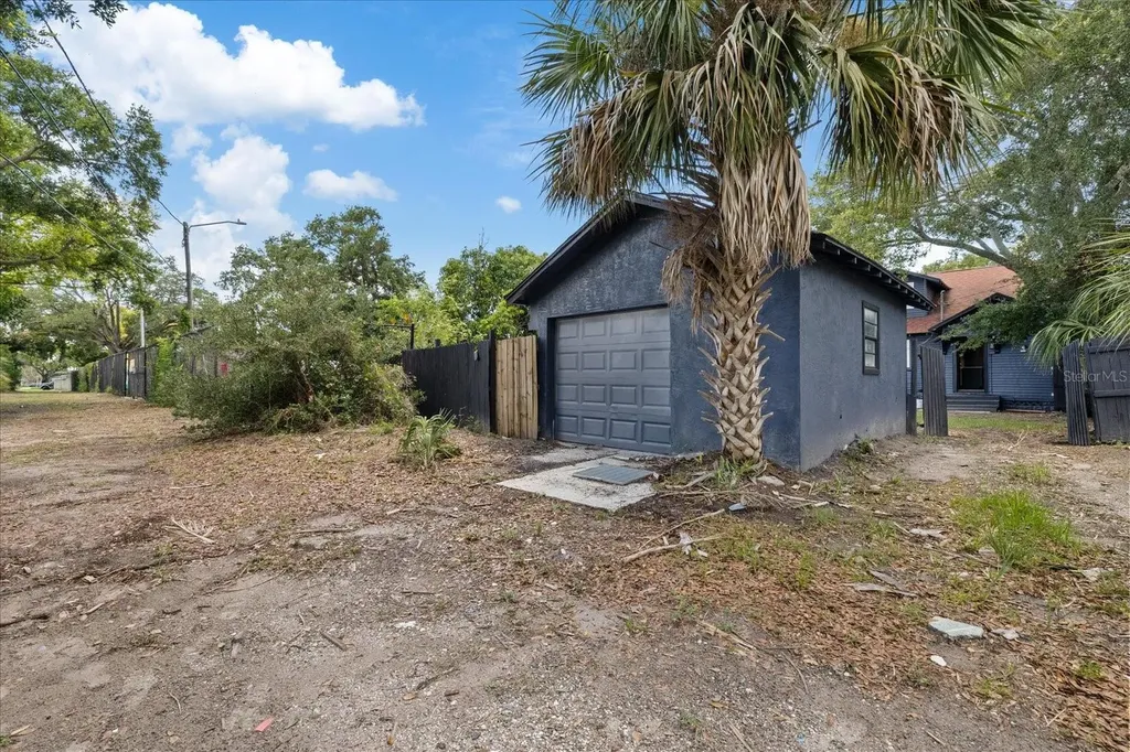 1618 12th Street S St Petersburg FL 33705