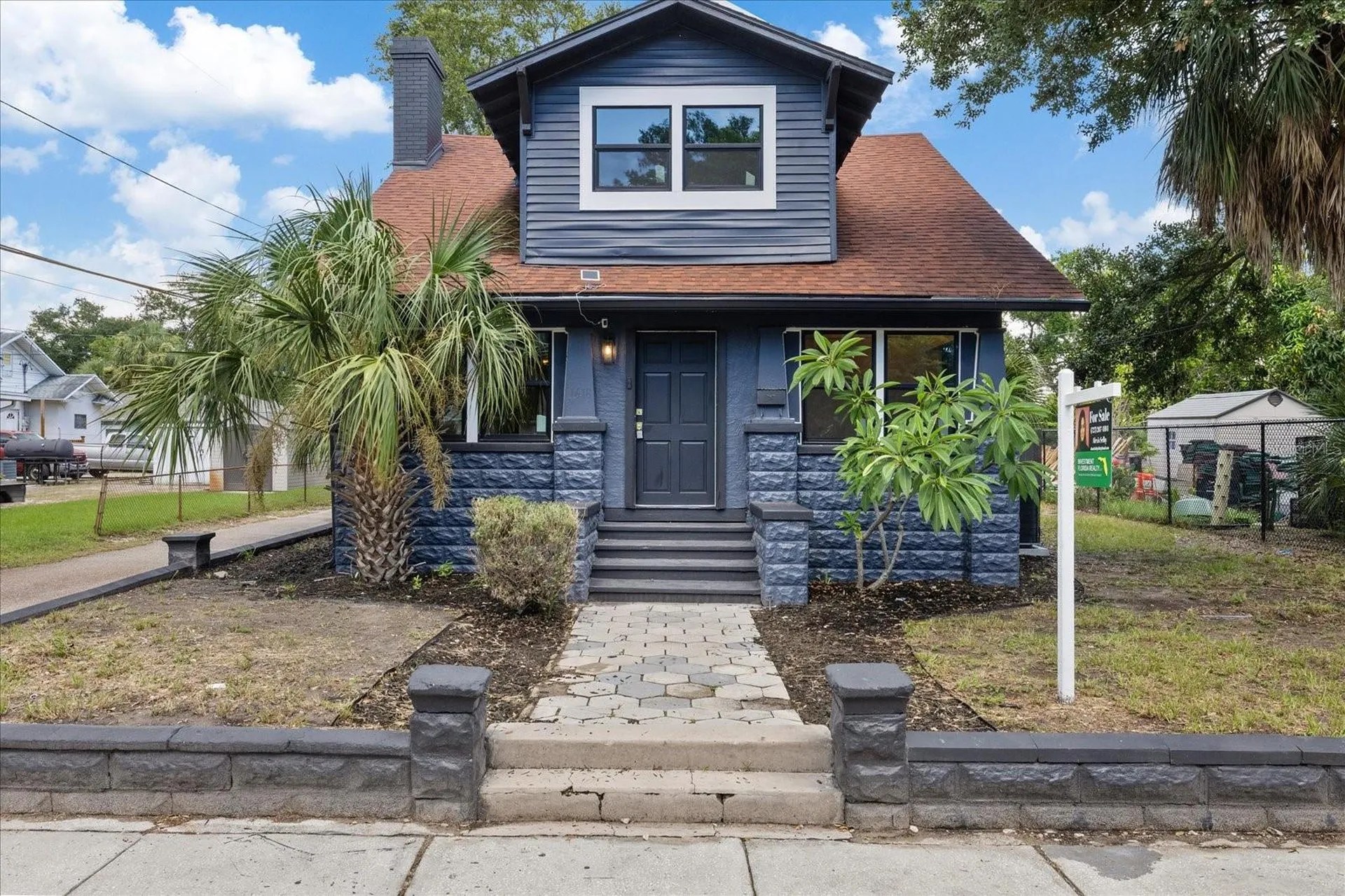 1618 12th Street S St Petersburg FL 33705