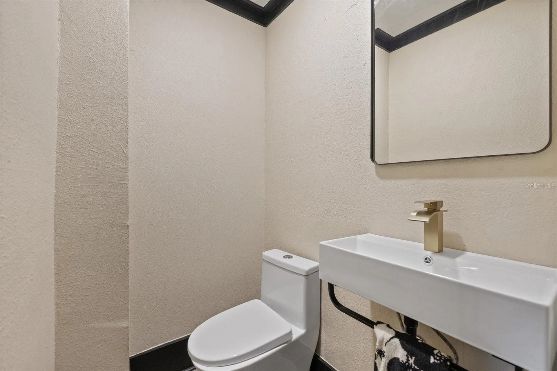1618 12th Street S St Petersburg FL 33705
