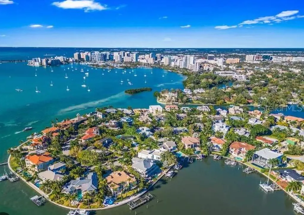 1387 Harbor Drive Sarasota FL 34239