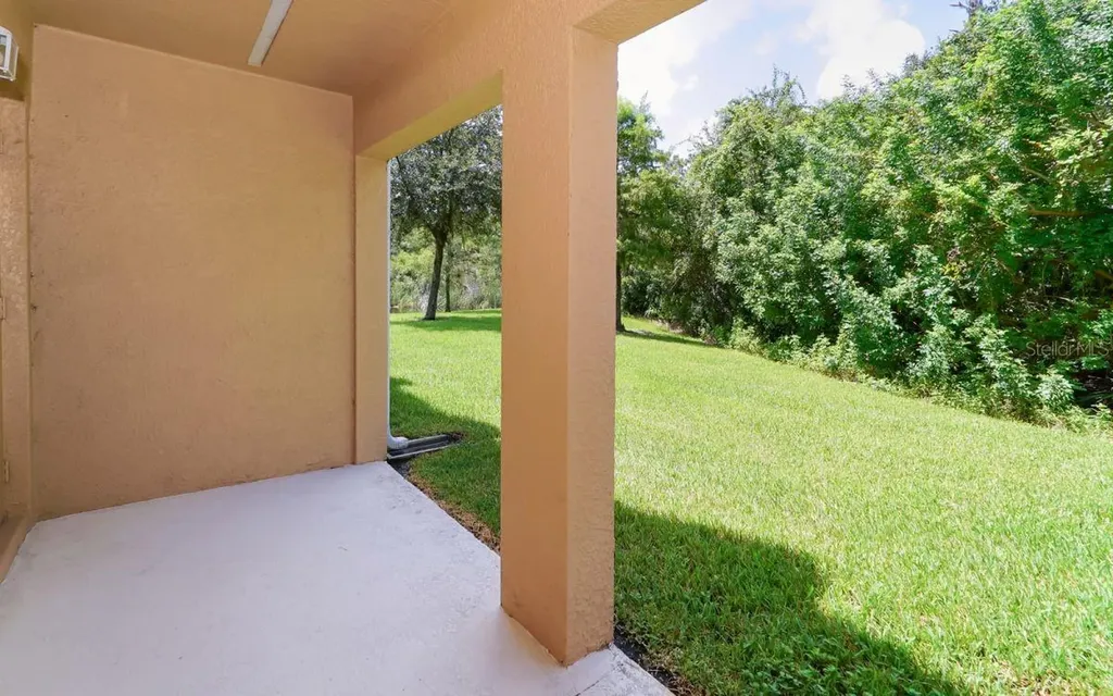 7339 Black Walnut Way Lakewood Ranch FL 34202