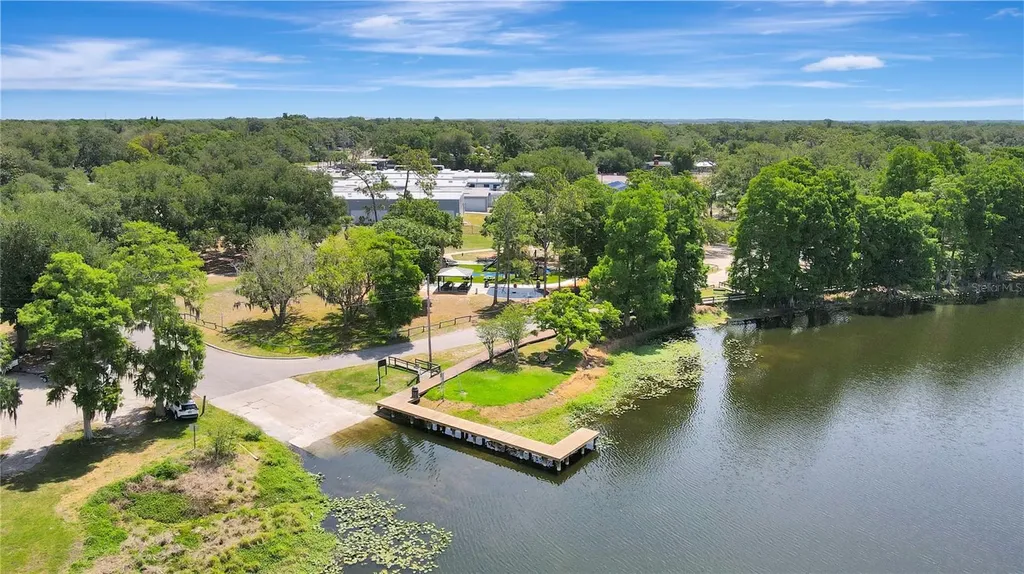 312 S Riverhills Drive Tampa FL 33617