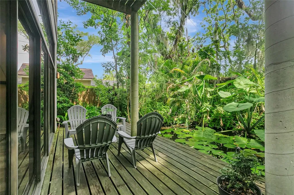 312 S Riverhills Drive Tampa FL 33617
