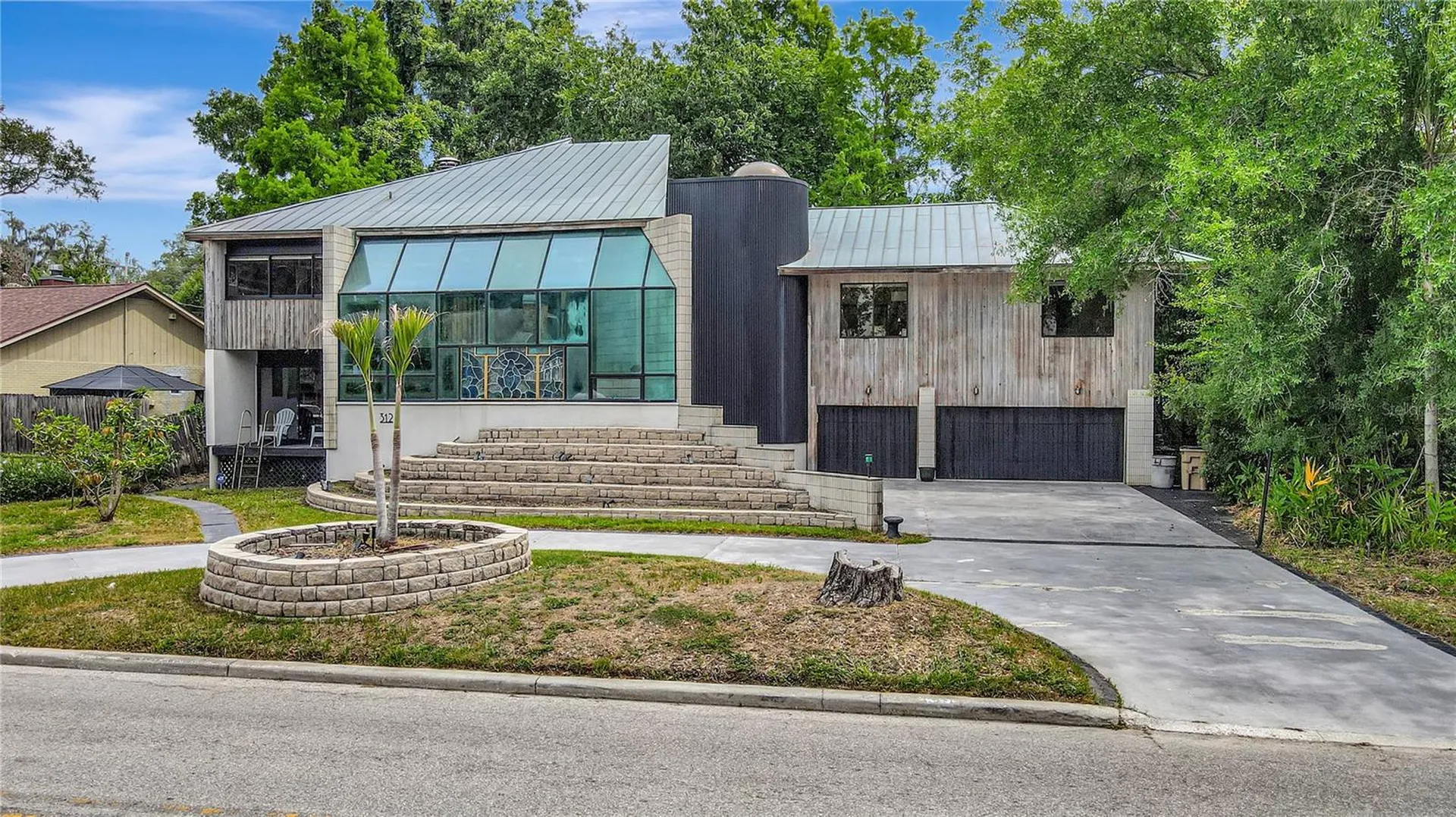 312 S Riverhills Drive Tampa FL 33617