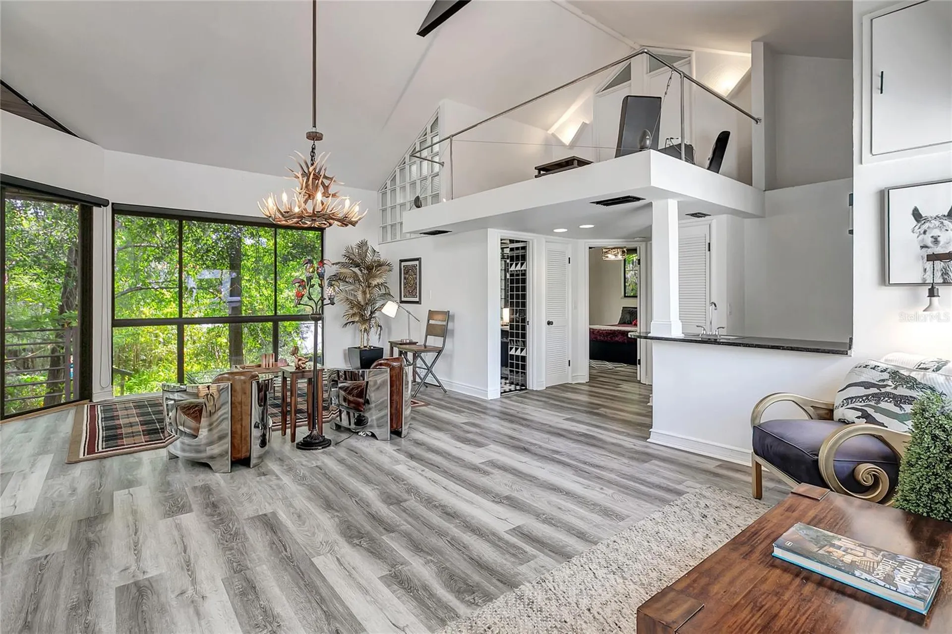312 S Riverhills Drive Tampa FL 33617