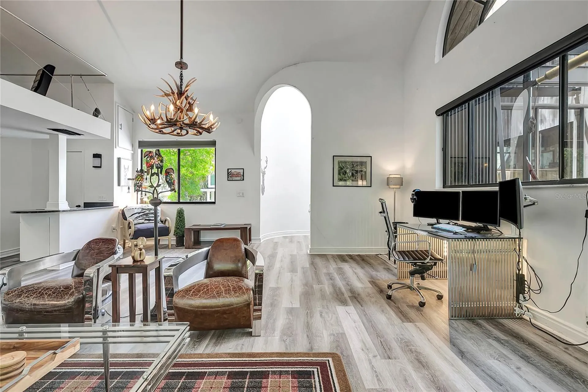 312 S Riverhills Drive Tampa FL 33617
