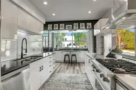 312 S Riverhills Drive Tampa FL 33617