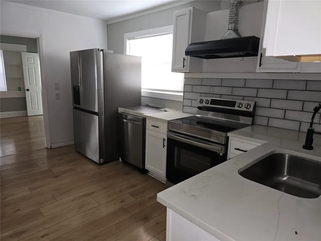 1847 19th Street S St Petersburg FL 33712