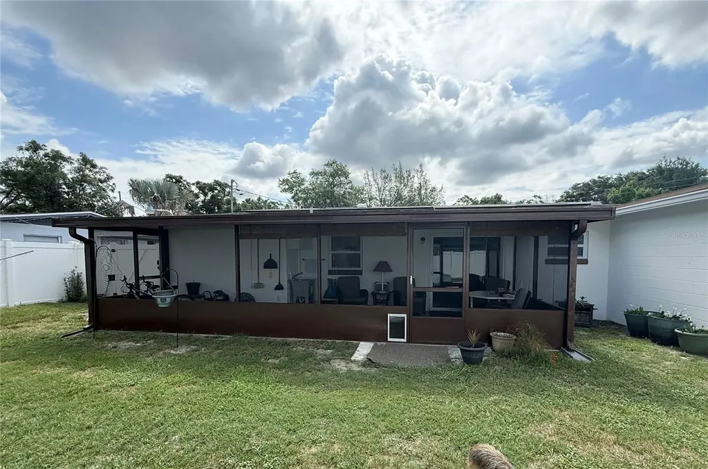 602 Sullivan Avenue Ocoee FL 34761