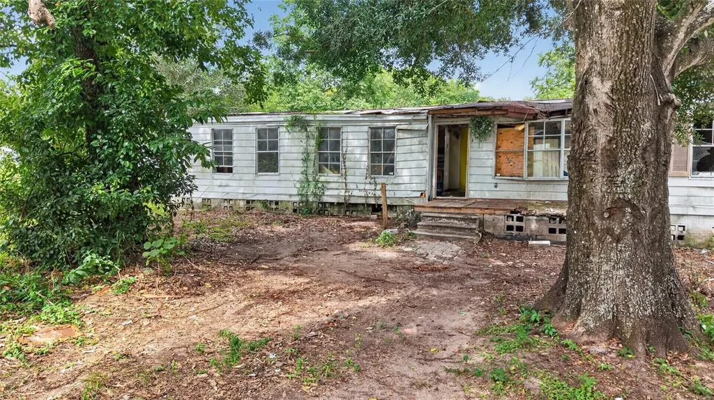 8608 Hamster Drive Zephyrhills FL 33540