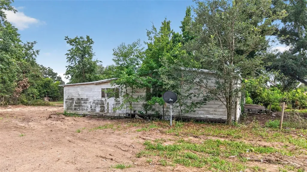 8608 Hamster Drive Zephyrhills FL 33540