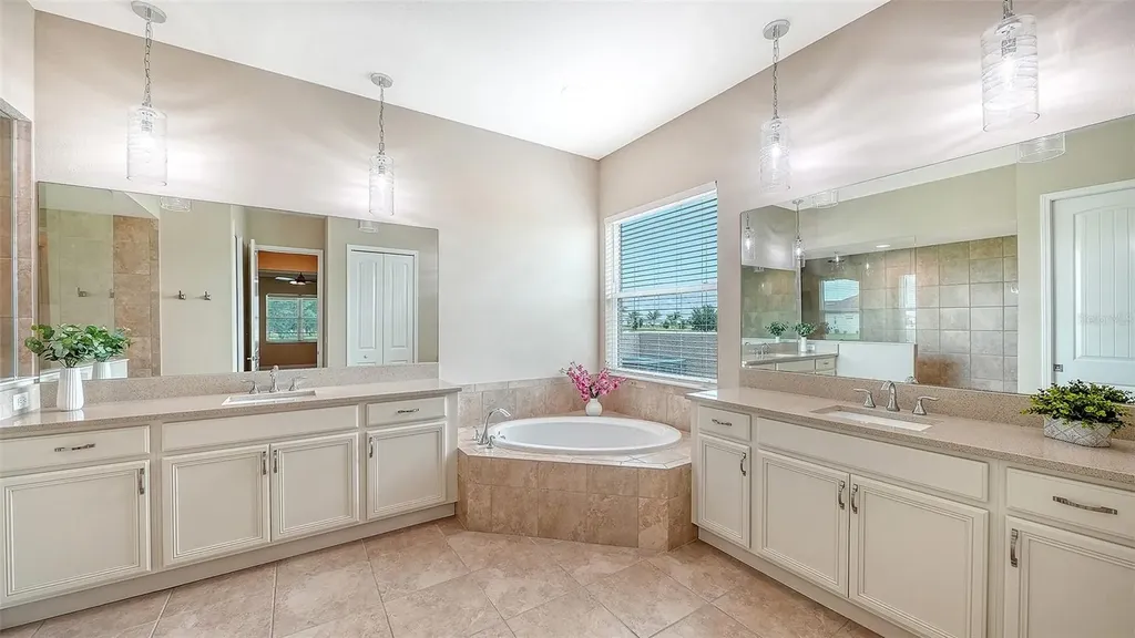 3503 Recurve Circle Sarasota FL 34240