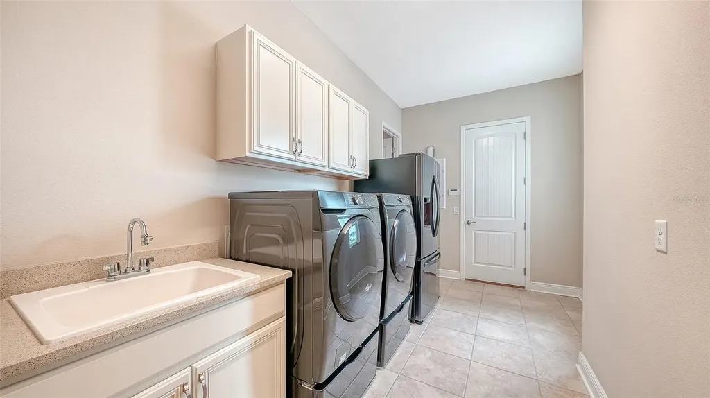 3503 Recurve Circle Sarasota FL 34240