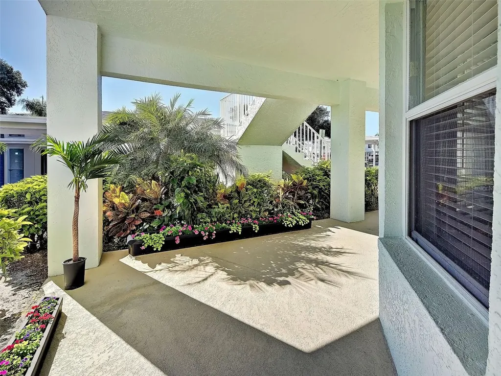 5725 Greenwood Avenue North Port FL 34287