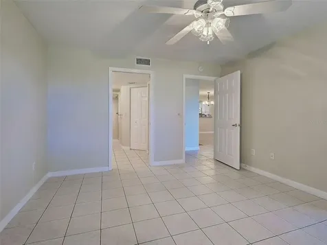 5725 Greenwood Avenue North Port FL 34287