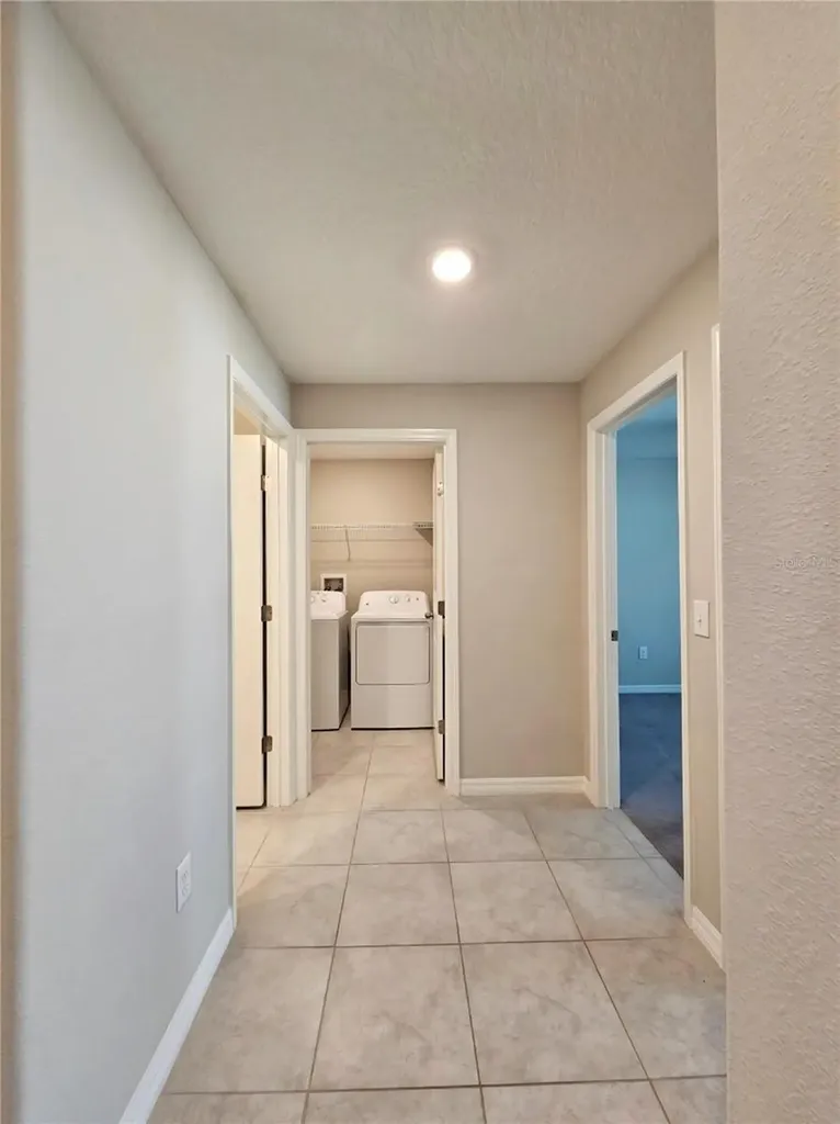 165 Rain Berry Avenue Ruskin FL 33570