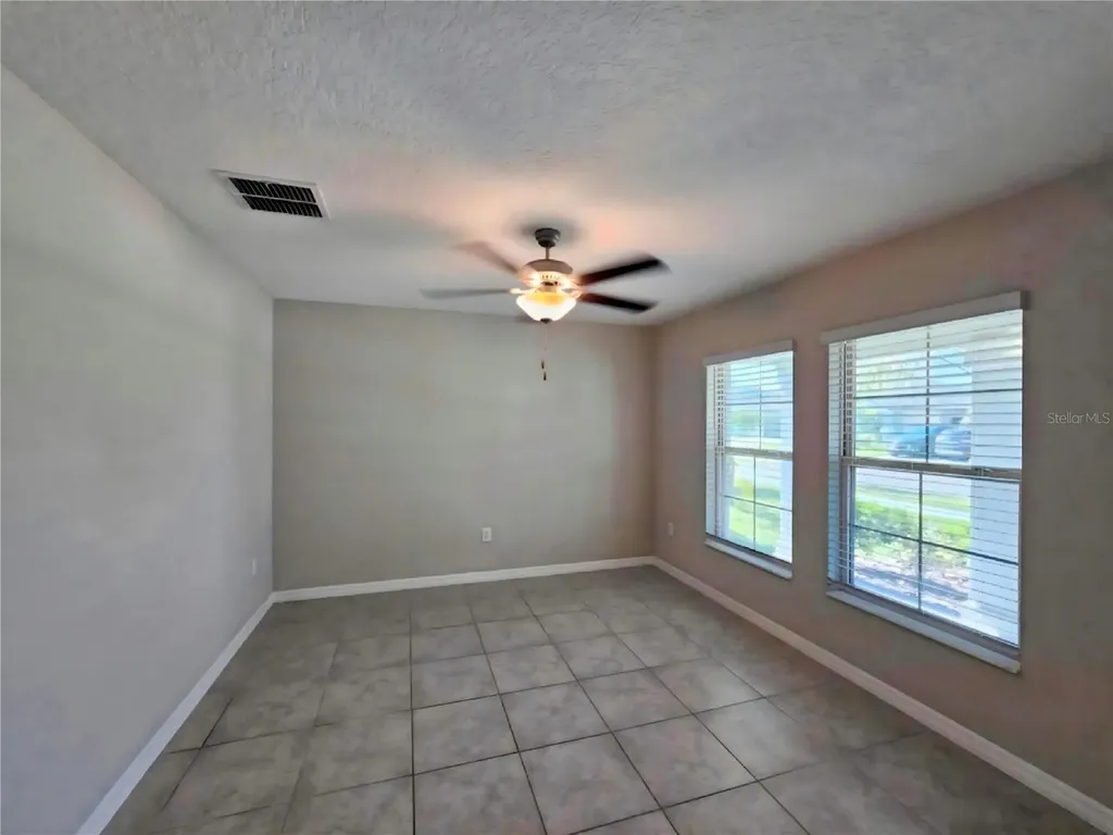 165 Rain Berry Avenue Ruskin FL 33570