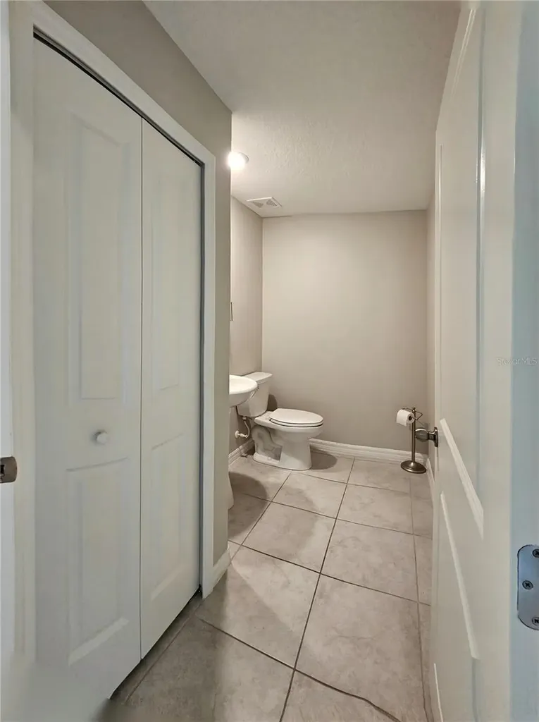 165 Rain Berry Avenue Ruskin FL 33570