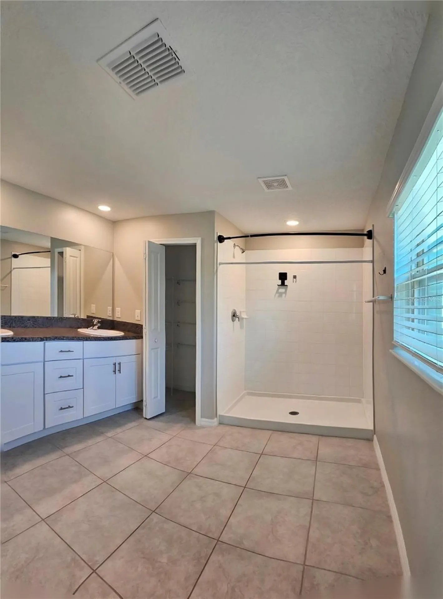 165 Rain Berry Avenue Ruskin FL 33570