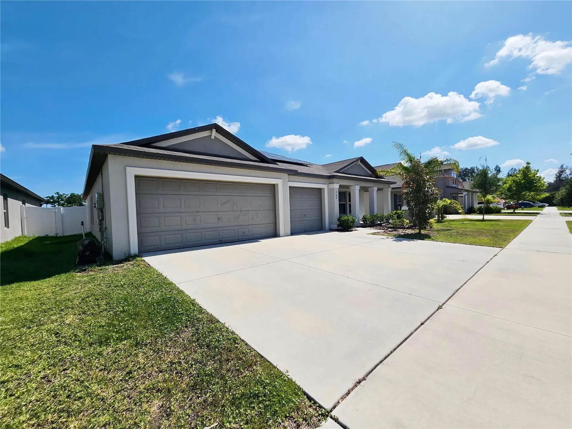 165 Rain Berry Avenue Ruskin FL 33570