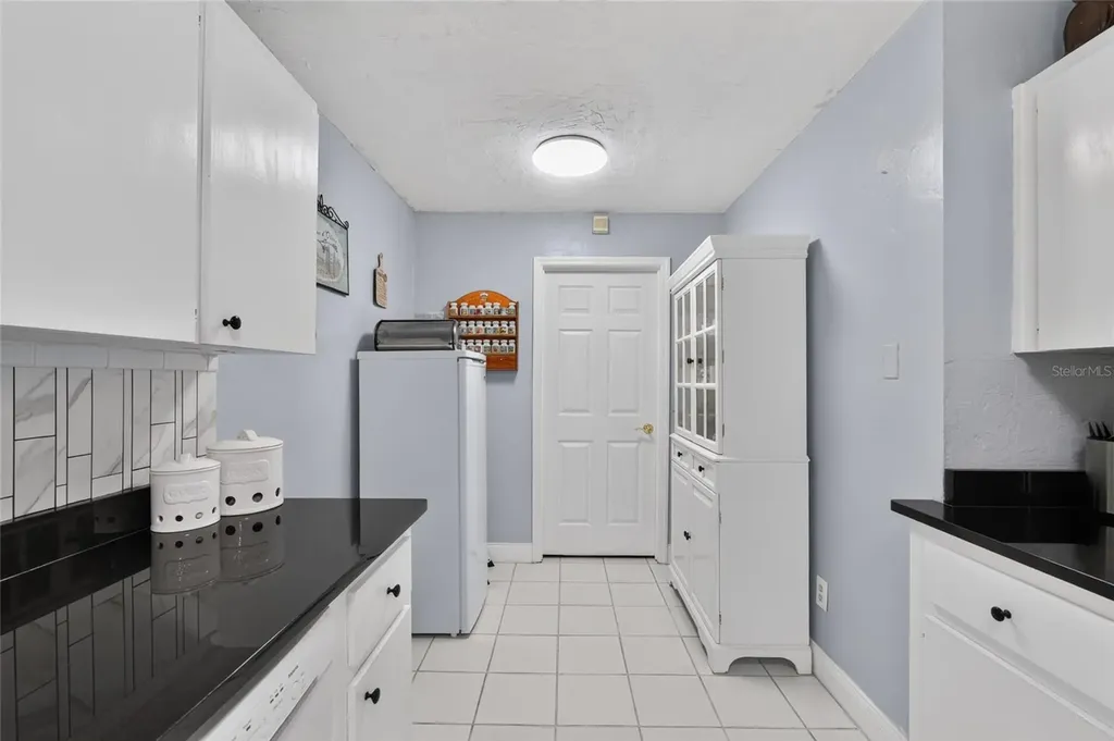 26714 NW 3rd Place Newberry FL 32669