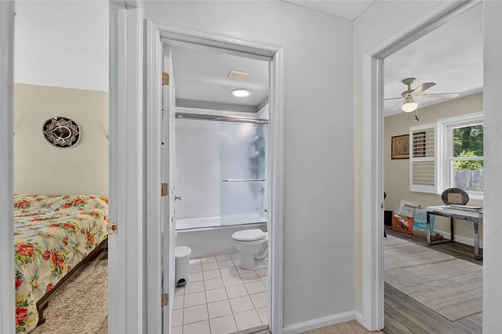 26714 NW 3rd Place Newberry FL 32669